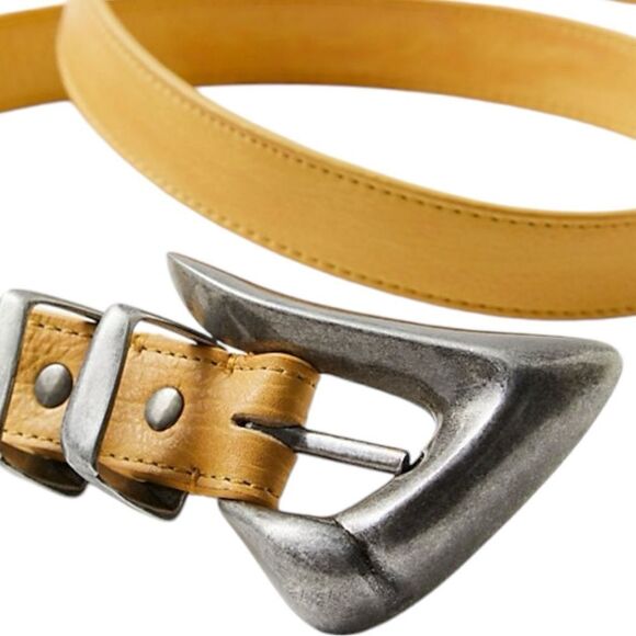 Free People Women’s Billie Leather Bohemian Metal Buckle Belt in the Size M/L - Picture 2 of 12